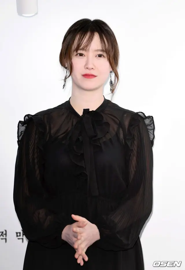 展示会「あなたがいない世界、私には寂寞」開催懇談会を開催した女優ク・ヘソン