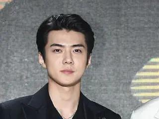 ミニアルバム「What a life」発売記念ショーケースを開いたユニット「EXO-SC」
