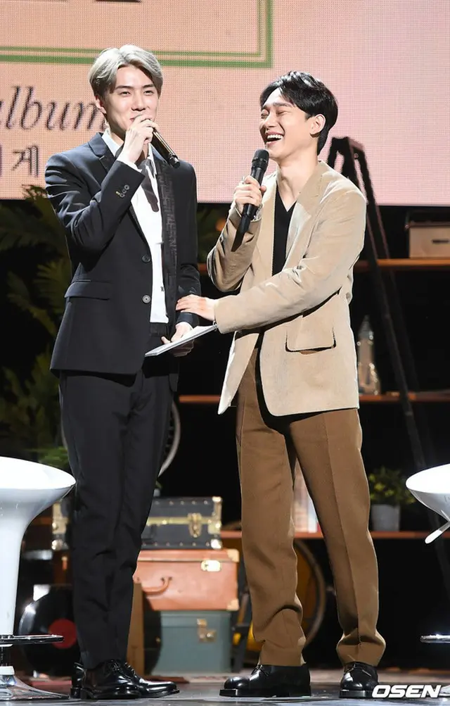 CHEN（EXO）と音楽鑑賞会のMCを務めたSEHUN（セフン）