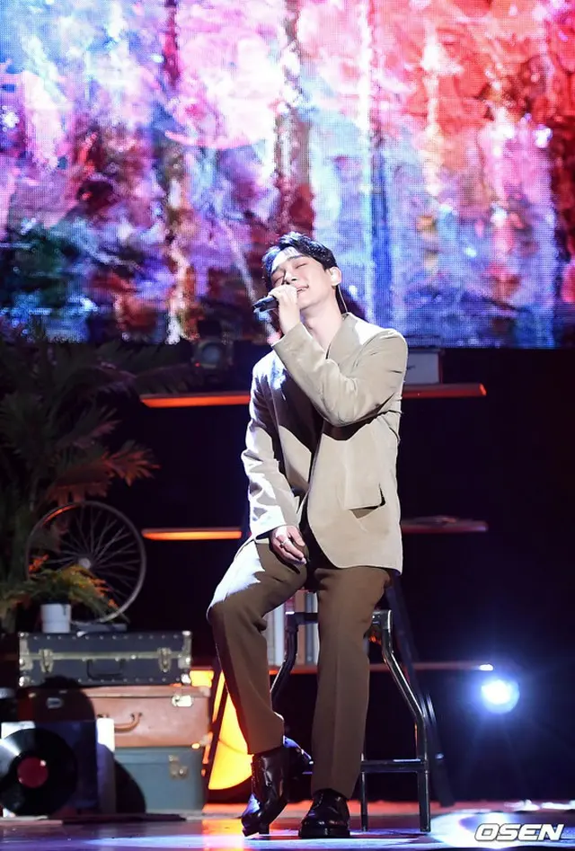 CHEN（EXO）