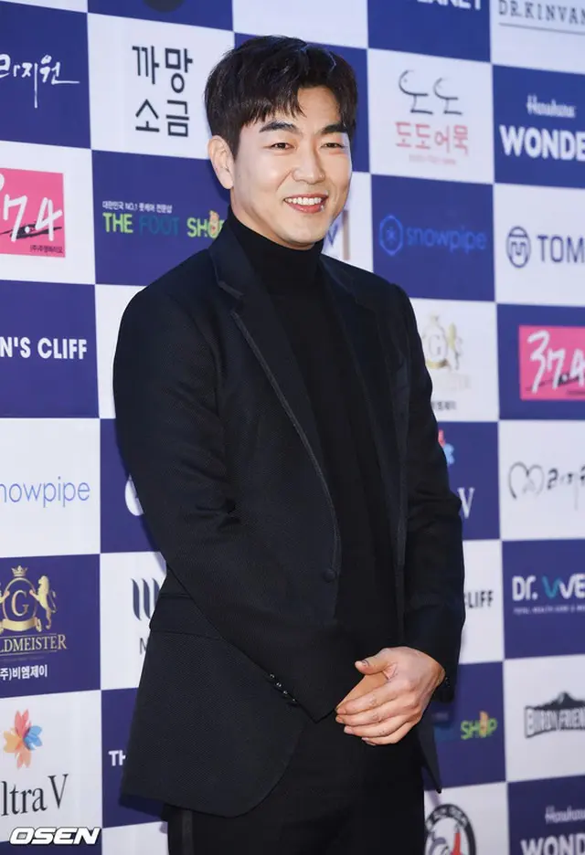 俳優イ・ジョンヒョク