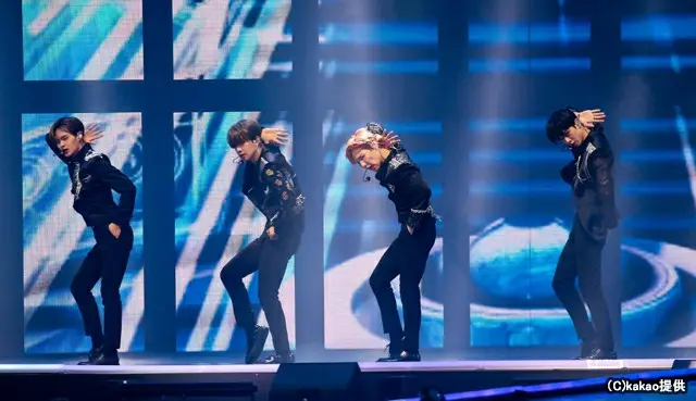 「AB6IX」