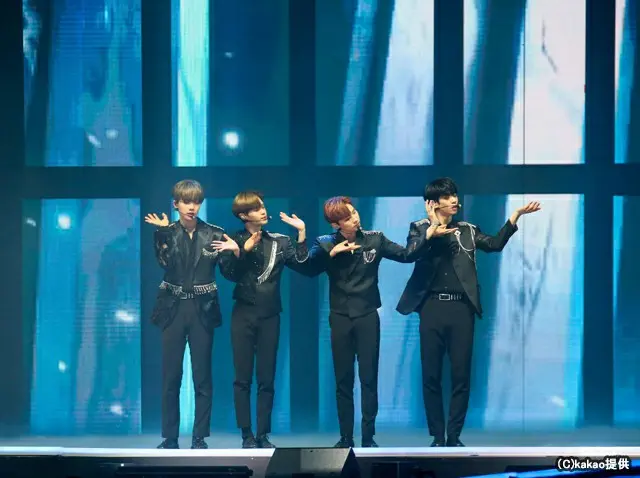 「AB6IX」
