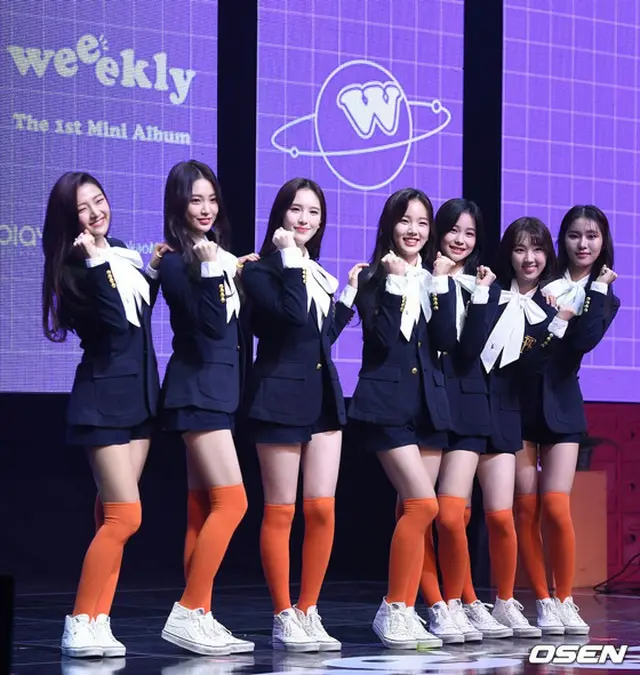 1stミニアルバム発売記念ショーケースを開催した「Weeekly」