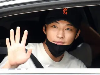 俳優ウ・ドファンの入隊現場