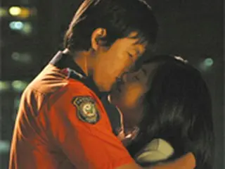 チョン・ウソン＆イム・スジョン“くらくら”高空キス