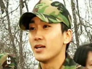 ソン・スンホン　兵役中でも人気健在