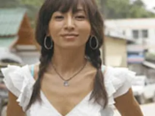 コンピューター美人　ファン・シネ　“セクシー少女”になる