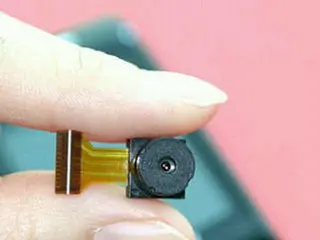 サムスン電機、携帯電話カメラモジュールを小型化