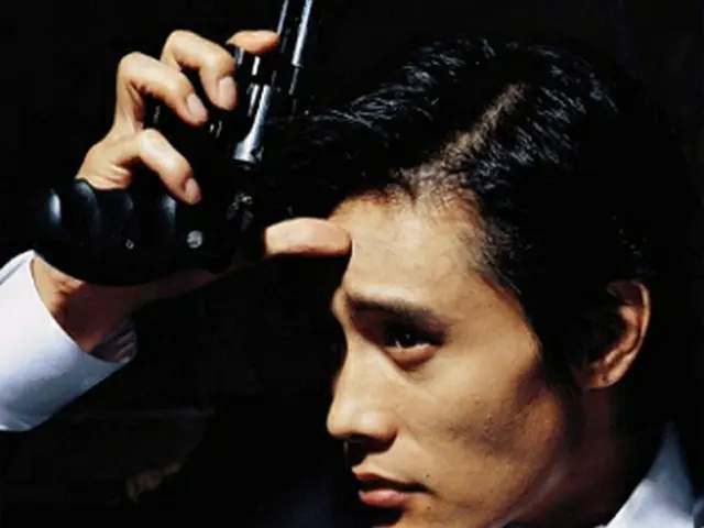 映画「甘い人生」のイ・ビョンホン（提供）＝２００４