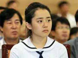 ムン・グニョン　奨学金1億ウォン母校に寄付