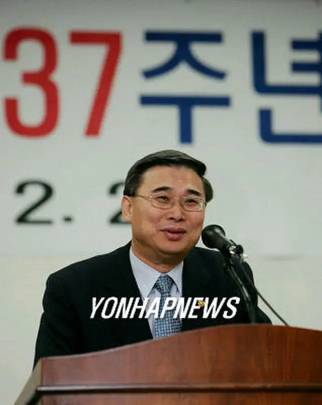 スピーチする李長官＝２８日、ソウル（聯合）