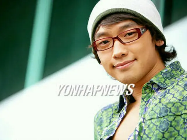 選管の広報大使を務める歌手Rain（ピ）＝（聯合）