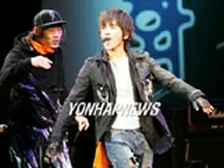 東方神起　イ・ミヌ　タイの音楽授賞式で受賞