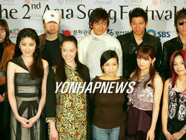 第2回アジアソングフェスティバルの出演歌手ら＝2005（聯合）