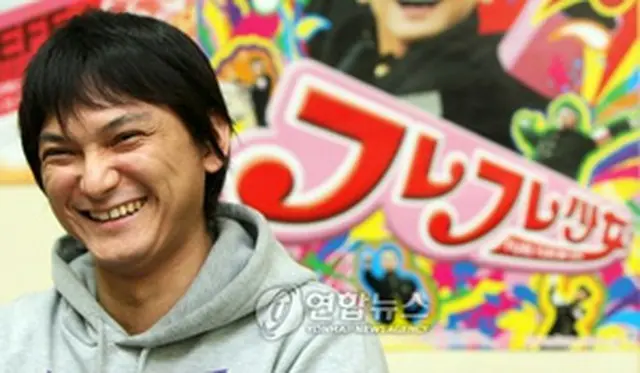 訪韓した渡辺監督＝12日、ソウル（聯合）