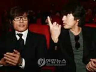 ディレクターズカット授賞式にてイ・ビョンホン＆チョン・ウソン
