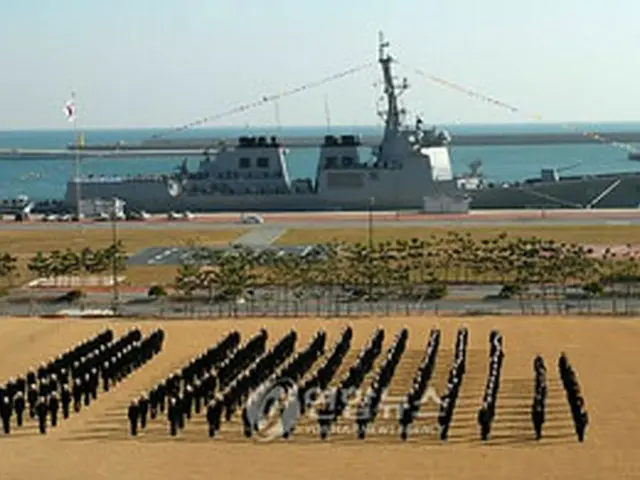 イージス艦「世宗大王」就役式のようす＝22日、釜山（聯合）