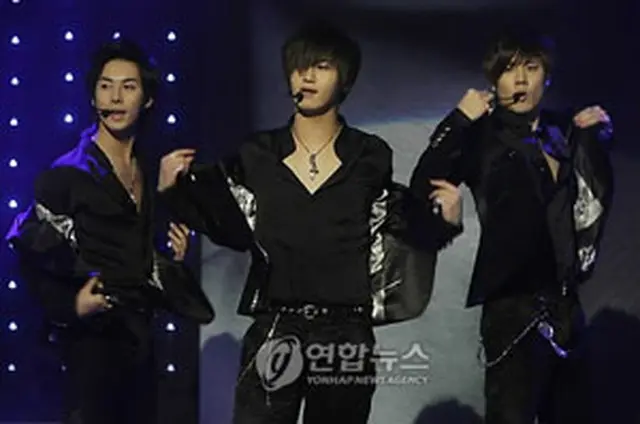 左からヒョンジュン（末っ子）、ヨンセン、キュジョン＝（聯合ニュース）