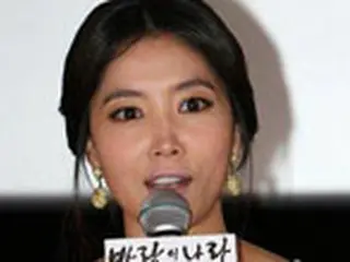 オ・ユナ 甲状腺の腫瘍摘出のため手術