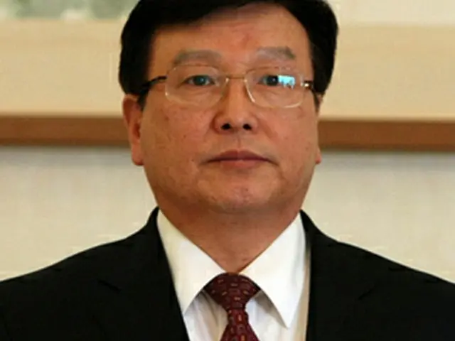 20日に青瓦台（大統領府）で行われた任命式での安次官＝28日、ソウル（聯合ニュース）