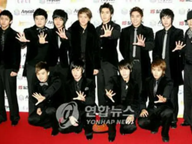 ＜SUPER JUNIOR＞