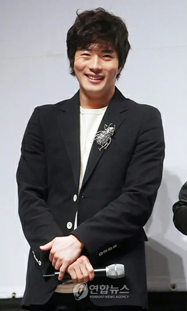 クォン・サンウ