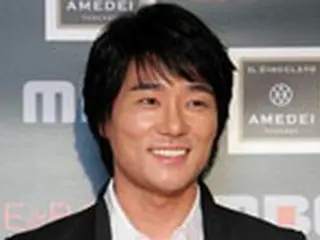 俳優のイ・テゴン　東京・渋谷で日本初ファンミ