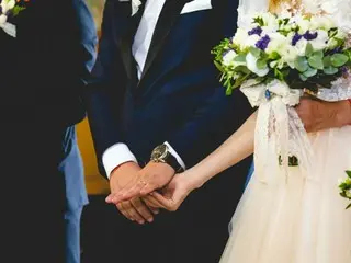 結婚式で「祝福」のかわりに「悲鳴」…シャンデリアが「落下」＝韓国
