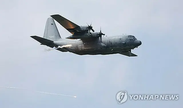 韓国空軍の輸送機＝（聯合ニュース）