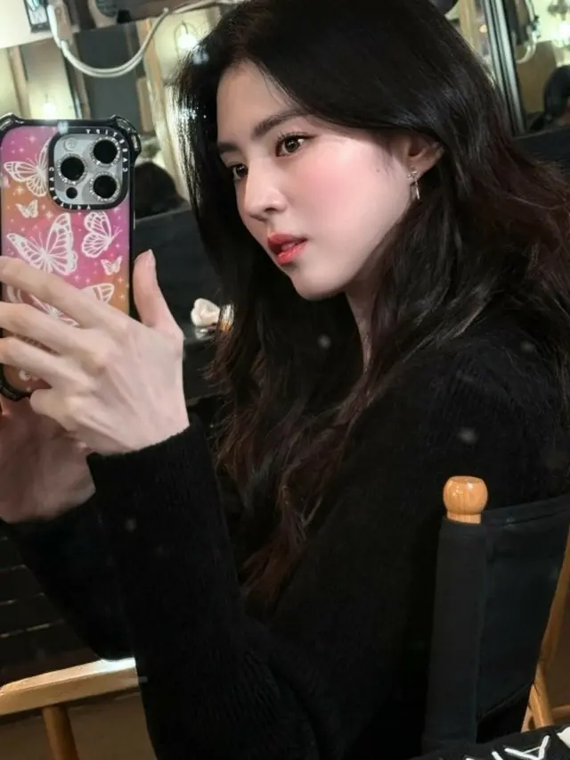 女優ハン・ソヒ、チョウの女神のよう...オフシーズンの無い美貌2