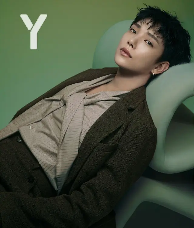 「SEVENTEEN」JOSHUA、グラビア&インタビュー公開…“「SEVENTEEN」、いつも僕を待ってくれる家…心強い存在”06