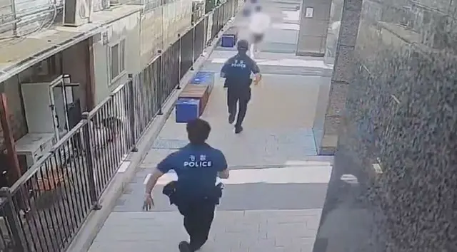 道に吸い殻を捨てた男、警察が検挙すると凶悪犯罪の手配者だった＝韓国