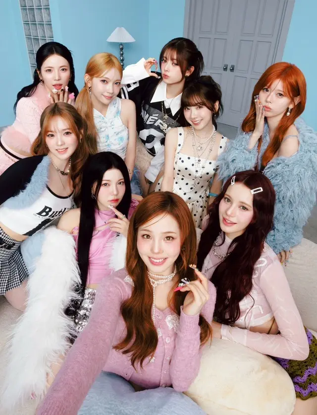 “JYPガールズグループ”「NiziU」、初めての日本ホールツアースタート…11月19日にフルアルバムリリース01