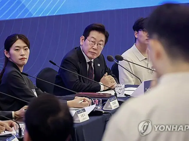 李大統領　先端産業支援ファンド拡大「韓国の未来作ると確信」