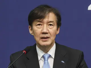 曹国氏、自身の党の非常対策委員長に「選出」…「党の危機は全て私の不足さゆえ」＝韓国