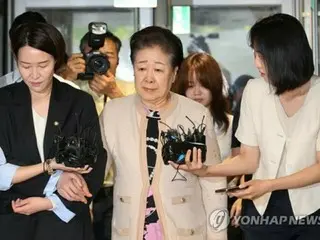旧統一教会総裁が特別検察に出頭　尹前大統領側近らに金品渡した疑い