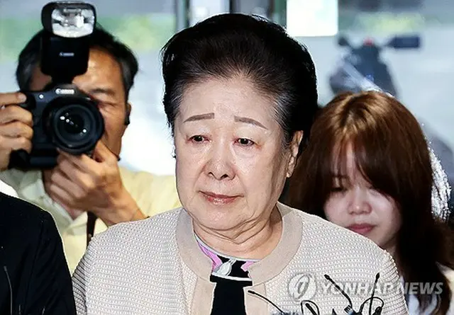 出頭した韓鶴子総裁＝１７日、ソウル（聯合ニュース）