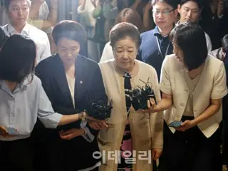「王」の刺しゅう入りのシルクに包まれた札束…旧統一教会、尹元大統領に会っていた＝韓国
