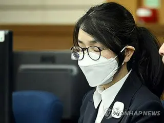 尹前大統領妻　特別検察官の取り調べで供述拒否＝高額絵画受け取り巡り