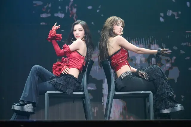 「Red Velvet」 IRENE & SEULGI、初のアジアツアーを終了...「より成長したようだ」