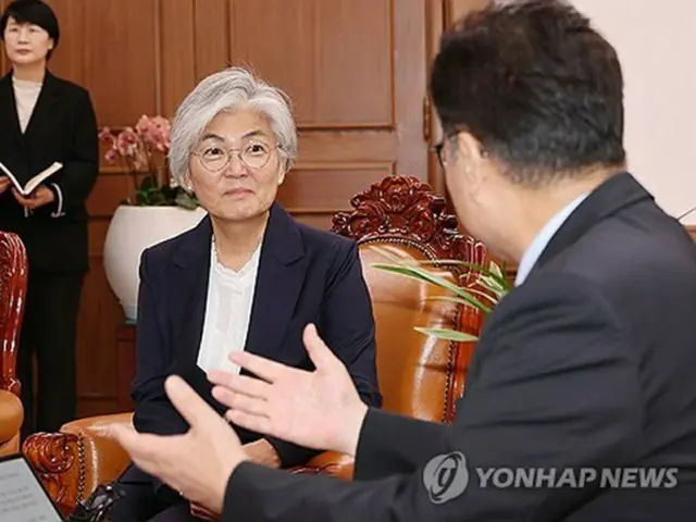 韓国の駐米大使に康京和元外相を任命　女性で初