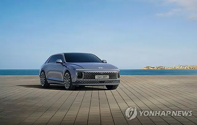 現代自動車の主力大型セダン「グレンジャー」の２０２６年モデル（現代自グループ提供）＝（聯合ニュース）≪転載・転用禁止≫