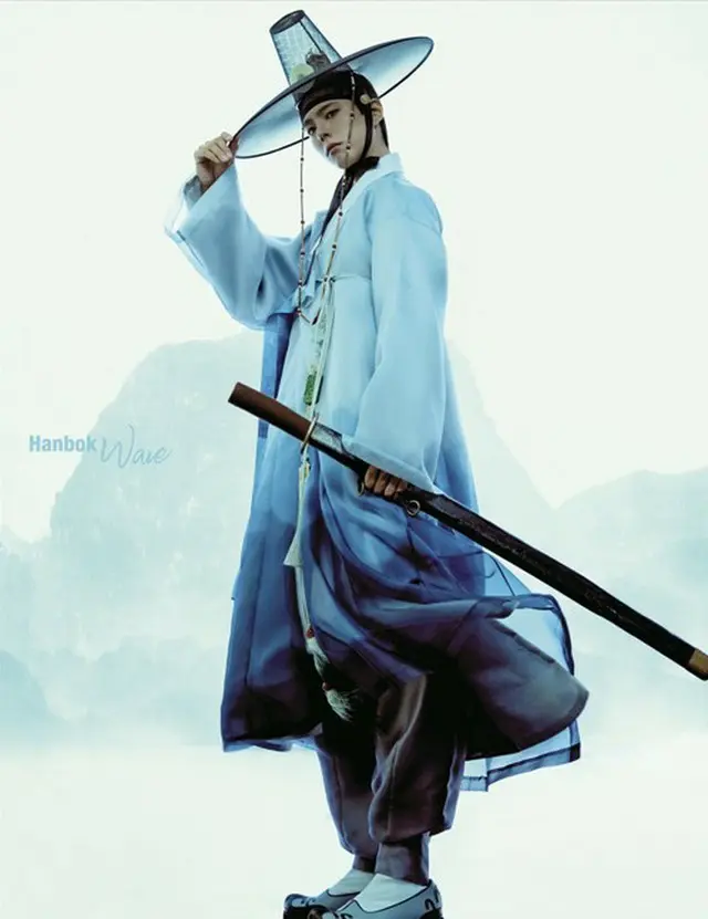 韓服のＰＲモデルを務めるパク・ボゴムさん（文化体育観光部提供）＝（聯合ニュース）≪転載・転用禁止≫