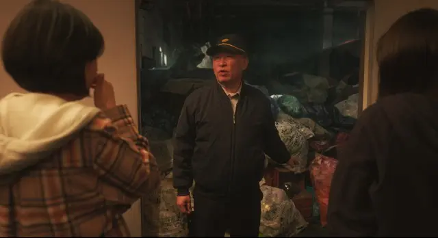 韓国発のホラー映画『層間騒音』恐怖の団地にはこびる、不穏なアイテム・人物写真が到着!3