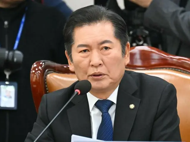 鄭清来共に民主党代表「秋夕の民心は『内乱犯の確実な処罰・内乱党の早い解体』を求めている」＝韓国