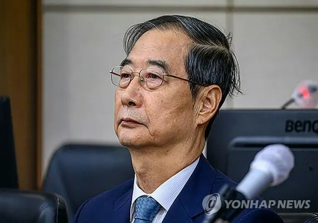 ９月３０日の初公判に出席した韓悳洙氏（写真共同取材団）＝（聯合ニュース）