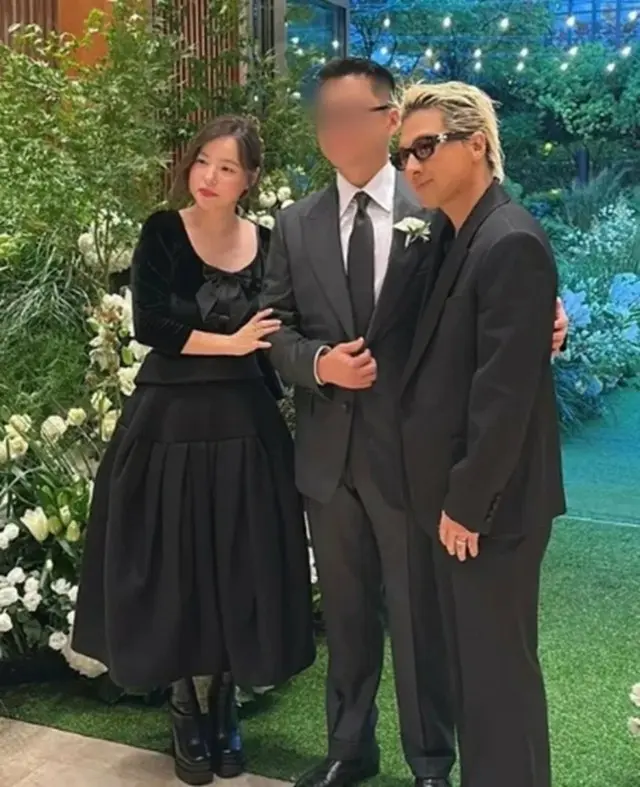 SOL&ミン・ヒョリン、知人の結婚式でキャッチ