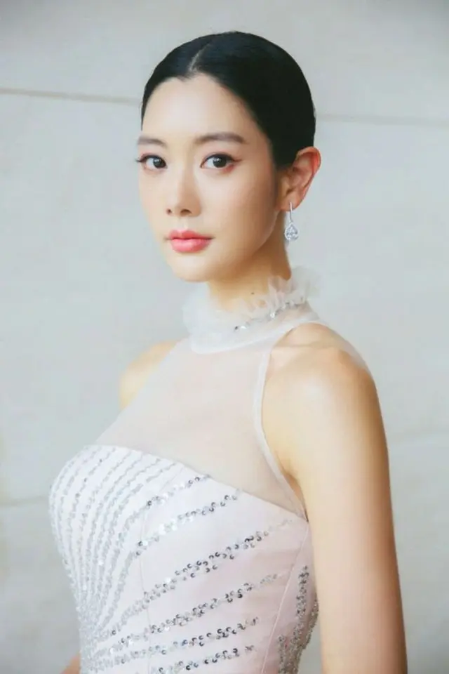 女優クララ、結婚6年目で破局…ことし8月「協議離婚手続き完了」