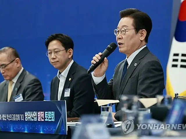 李大統領　「自主国防」を強調＝核心は防衛産業発展